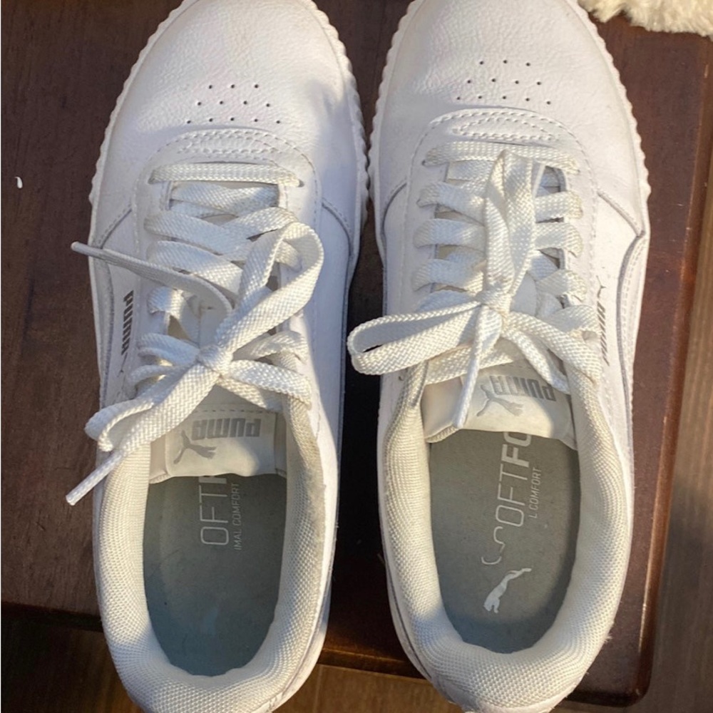 Puma sneakers 6.5 white